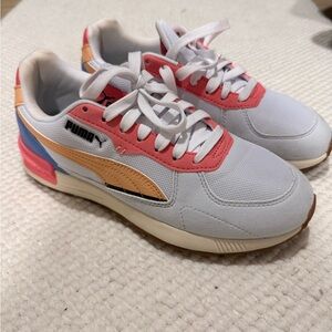 Women’s Puma Sneakers